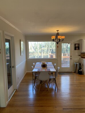 تناول الطعام