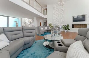 Smart TV - Villa Andromeda (Costa Adeje)