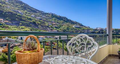 Valley Nest, a Home in Madeira