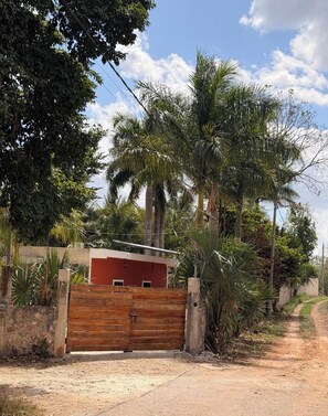 Property grounds - Villa Carulio - Villa privada entre animales y naturaleza (Ebtún)