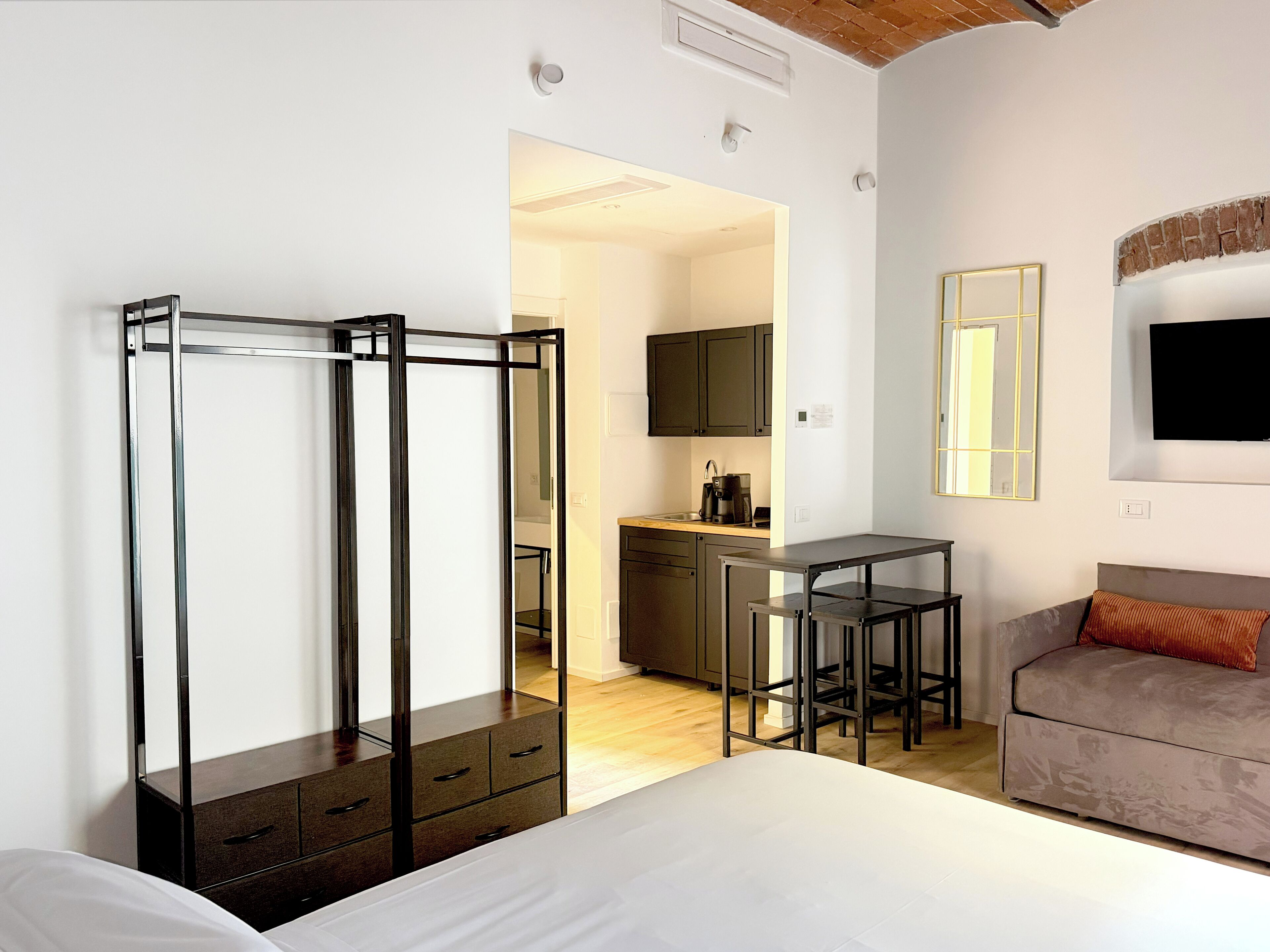 Suite Deluxe | Escritorio, espacio para trabajar con un portátil, cortinas opacas