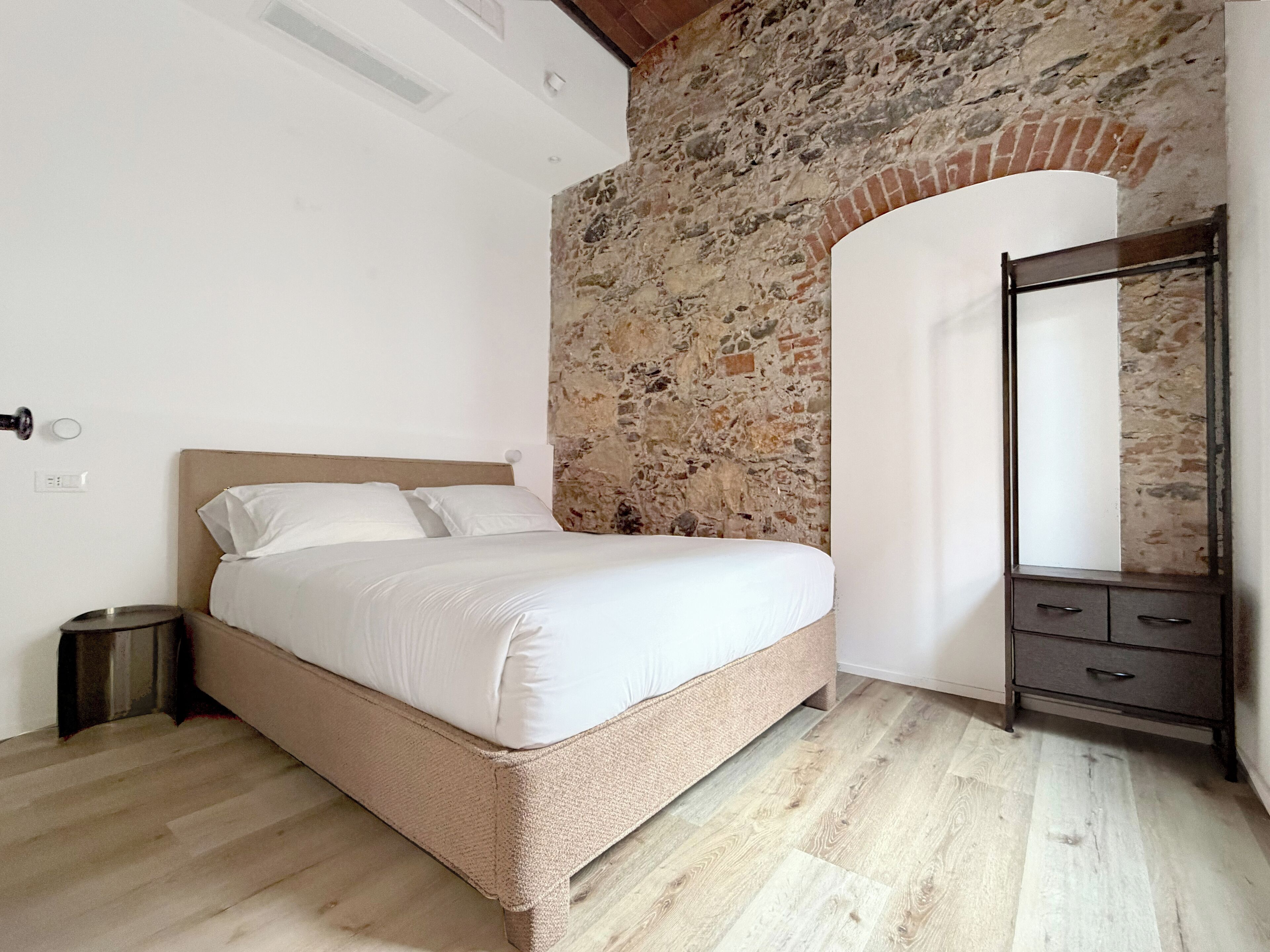 Junior Suite | Desk, laptop workspace, blackout curtains, soundproofing