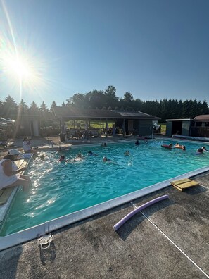 Outdoor pool, a heated pool