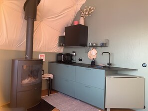 Interior - Serene dome cabin in the middle of the highlands, perfect for a peaceful getaway (Blaskogabyggd)