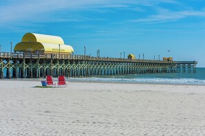Beach - Game-On Beach House • Shore Drive • Arcadian Dunes • 
Hot Tub • Game Room•Arcade (Myrtle Beach)