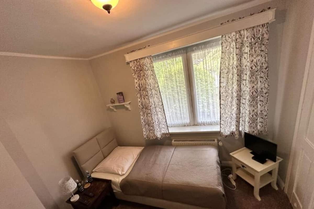 Classic Single Room