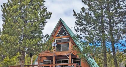 Chalet Cabin in Cascades Wonderland near Crater Lake w/ EV Charger & Fast Wi-fi