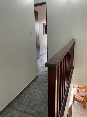 Interior - Spacious duplex apartment in Praia Grande - 250m from the beach, close to shops. (Ubatuba)