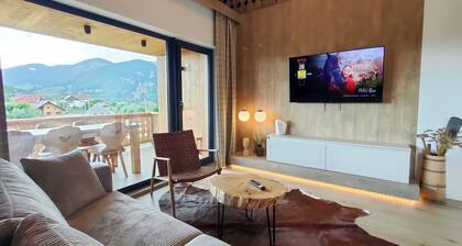 Authentic Chalet on National Park Piatra Craiului. Stunning views.