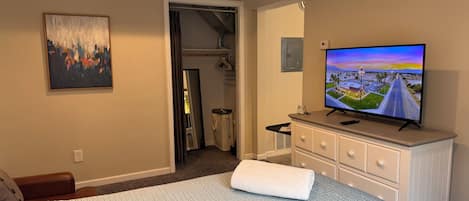 1 chambre, bureau, fer et planche à repasser, Wi-Fi gratuit