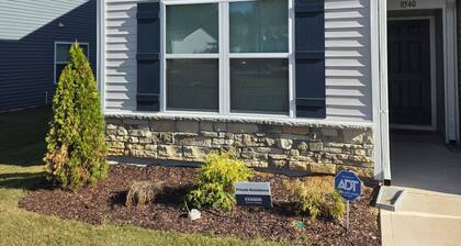 Brand new luxurious home with free unlimited massage in Raleigh