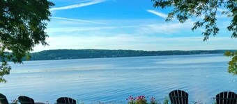 Luxury new townhome on Saratoga Lake!! 4 min to the track & 8 min to downtown!!