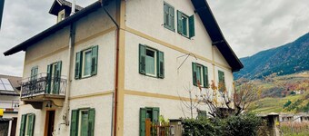 Appart. à Salorno, à une demi-heure de Trente et de Bolzano, avec parking privé.