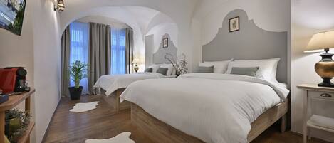 9 chambres, fer et planche Ă repasser, Wi-Fi, draps fournis