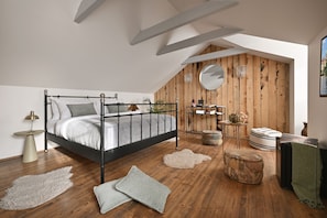 9 chambres, fer et planche à repasser, Wi-Fi, draps fournis