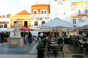 Outdoor dining - FLH Cascais Love apartment (Cascais)