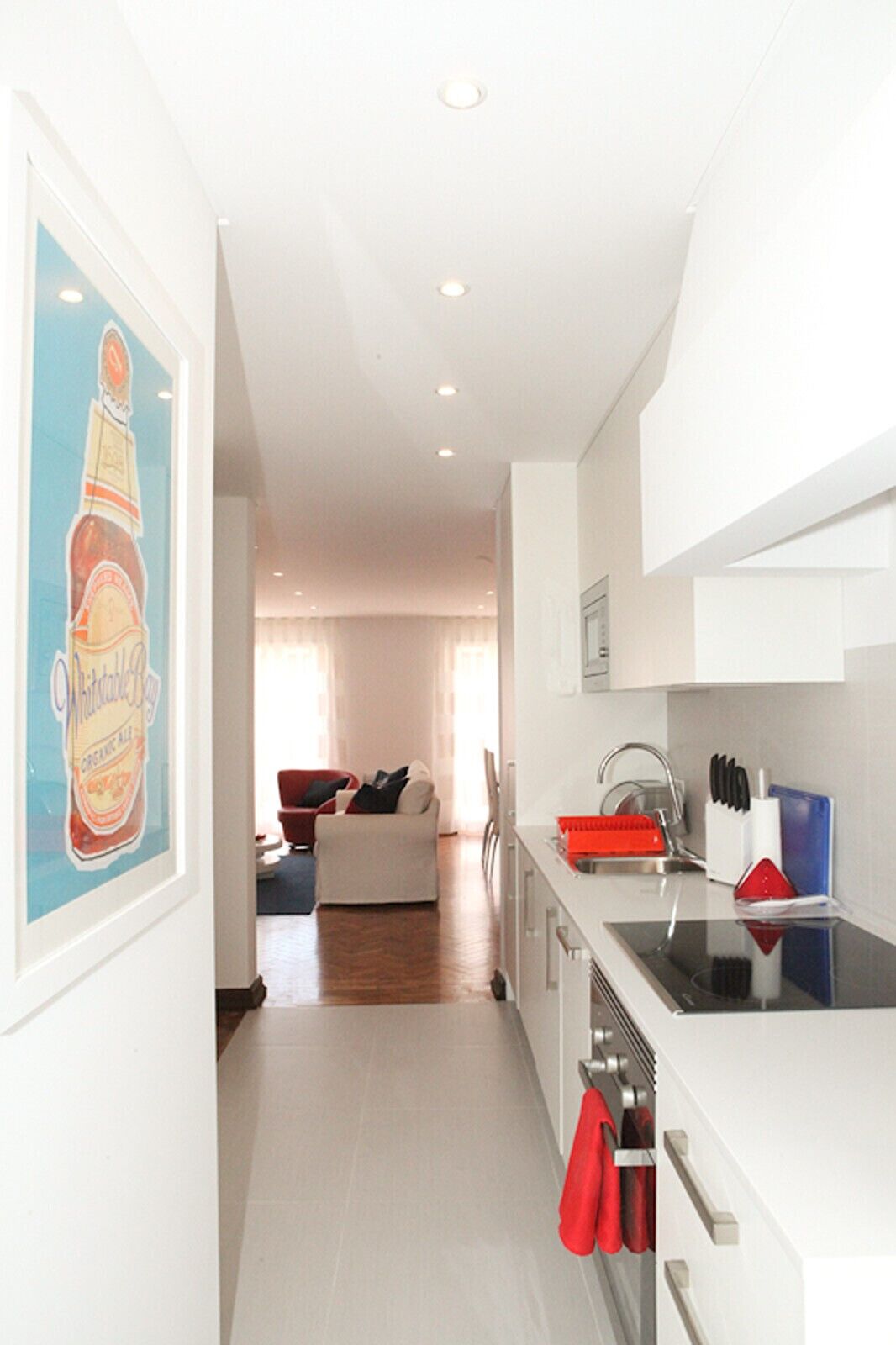 Kühlschrank, Mikrowelle, Ofen, Wasserkocher