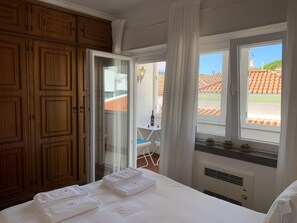1 bedroom, free WiFi, bed sheets - FLH Relaxing Apartment in the Heart of Cascais (Cascais)