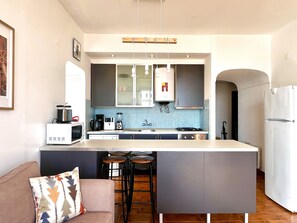 Fridge, microwave, oven, dishwasher - FLH Cascais Apartment with Incredible View (Cascais)
