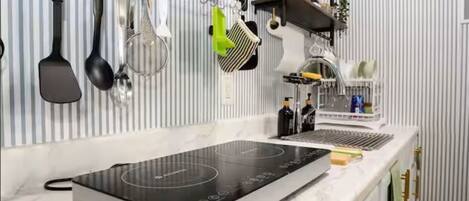 Microondas y parrilla de estufa