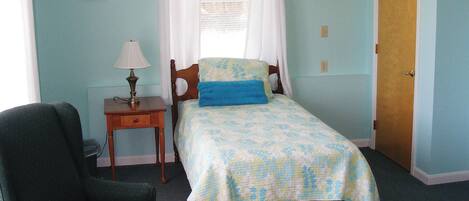 10 habitaciones, wifi y ropa de cama