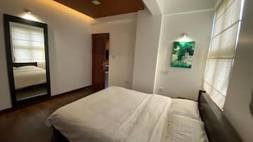 Apartment, Stadtblick | Bügeleisen/Bügelbrett, kostenloses WLAN