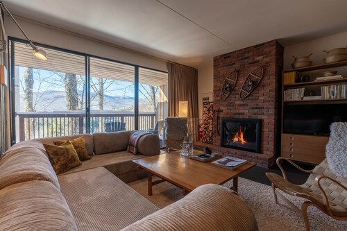 Notchbrook 2AB | 2 King Suites | Fireplace + Pool