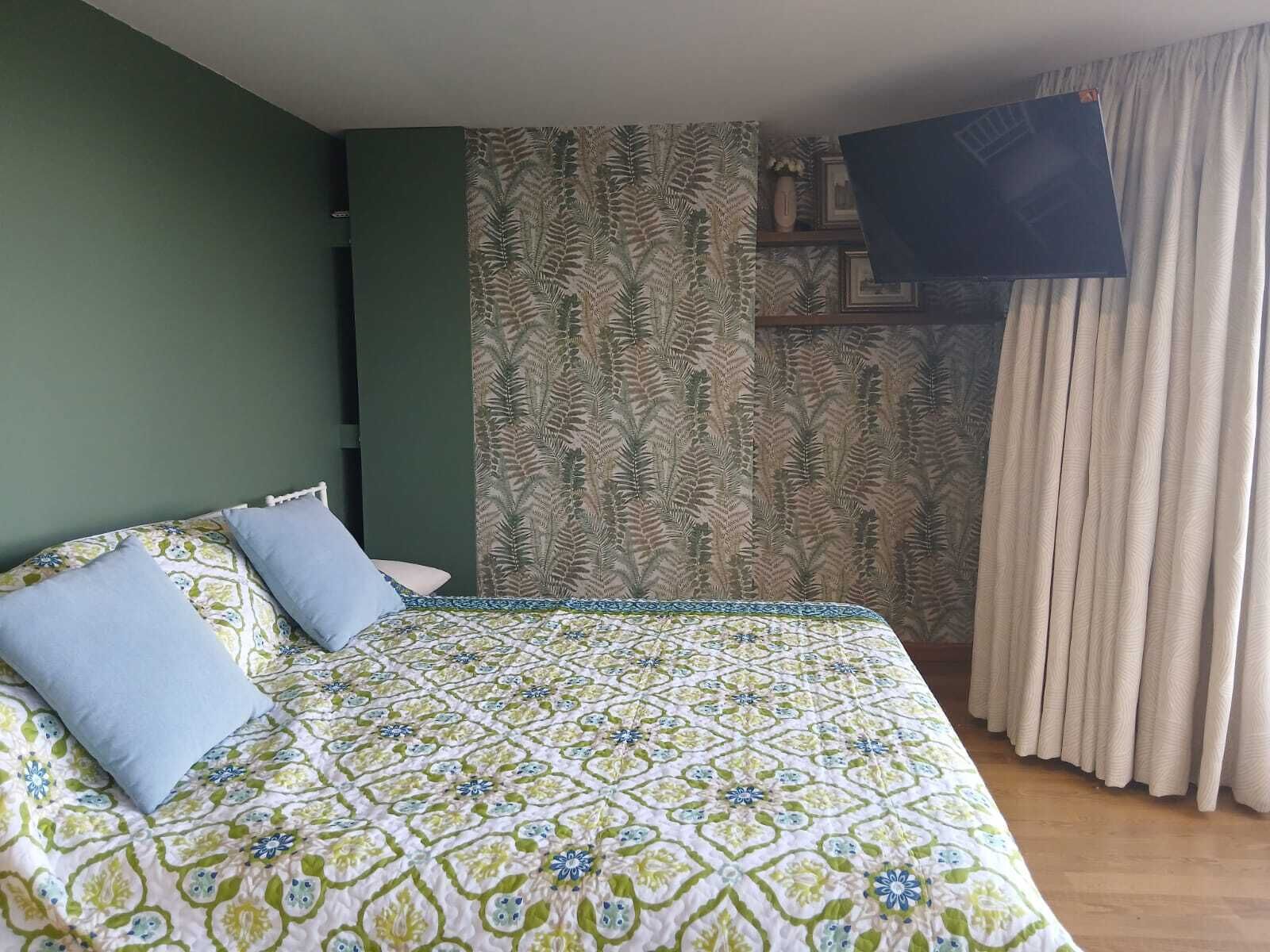 Internet, bed sheets