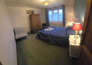 3 室のベッドルーム、アイロン / アイロン台、旅行用ベビーベッド、WiFi