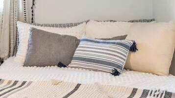 2 bedrooms, free WiFi, bed sheets
