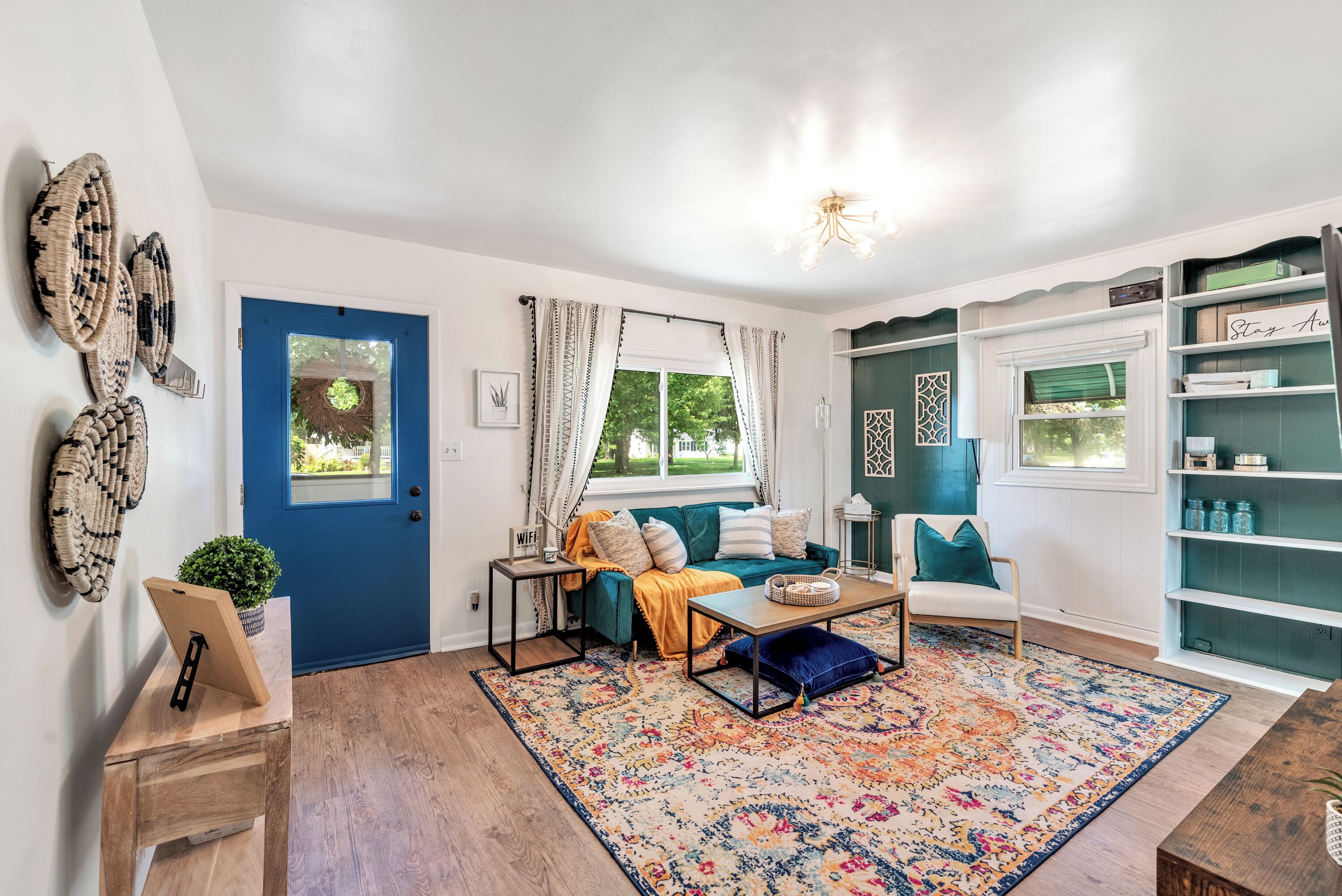 Smart TV, table tennis