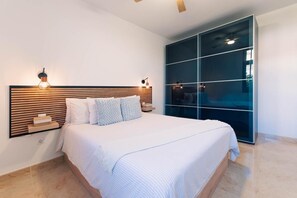 Zimmersafe, Bügeleisen/Bügelbrett, kostenloses WLAN, Bettwäsche