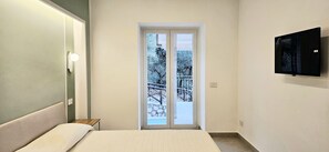 Iron/ironing board, Internet, bed sheets - Villa Sunset Dream 2 (Massa Lubrense)