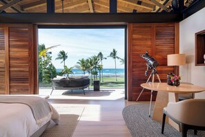 6 bedrooms, desk, iron/ironing board, WiFi - Modern Beachfront Villa: Chef, Pool & Premier Access (Punta Mita)