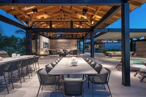 Outdoor dining - Modern Beachfront Villa: Chef, Pool & Premier Access (Punta Mita)