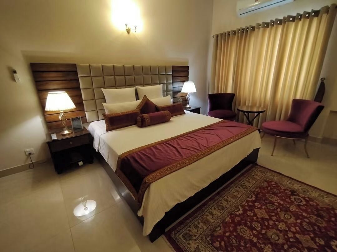 Skrivebord og wi-fi (inkludert)