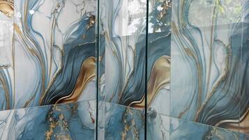 Suíte conforto | Banheiro | Chuveiro, secador de cabelo, toalhas de banho, papel higiênico