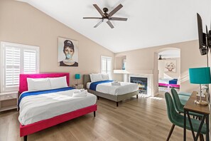 6 bedrooms, free WiFi, bed sheets - Heated Pool/Spa • Game Room • Arcades • King Beds • 20 Guests (Las Vegas)