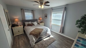 2 soverom, strykejern/-brett, wi-fi og sengetøy