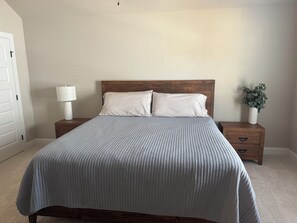 Fer et planche à repasser, Wi-Fi, literie fournie