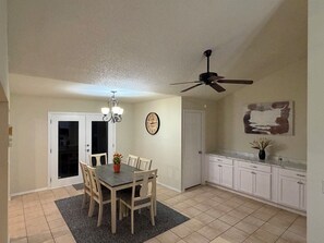 Dining - Relaxed Desert Stay - 3BR/2BA Tucson Home - Furnished & Spacious (Tucson)