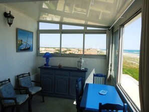 Interior - The "STUDIO BLEU" on the 3rd floor with a 360° VIEW. (Le Barcarès)