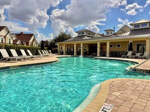 Pool - Townhouse with 4 Ensuite Bedrooms Near Disney and Free Clubhouse (Kissimmee)