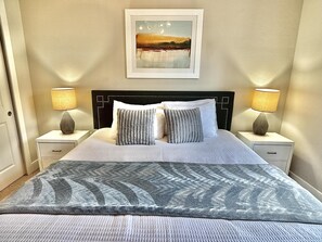 Fer et planche à repasser, Wi-Fi, draps fournis