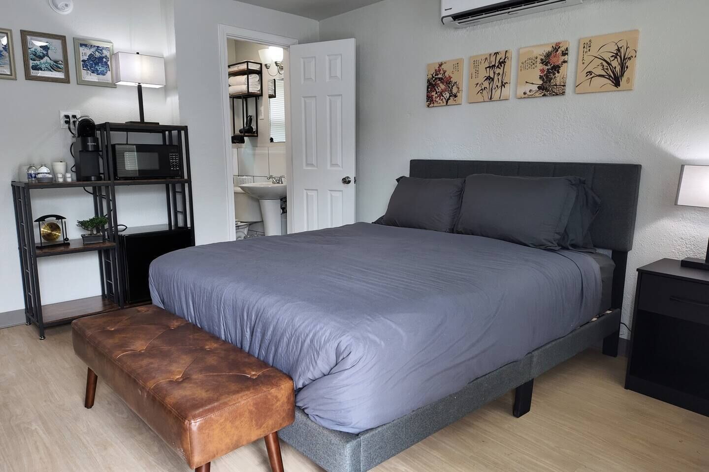 Free WiFi, bed sheets