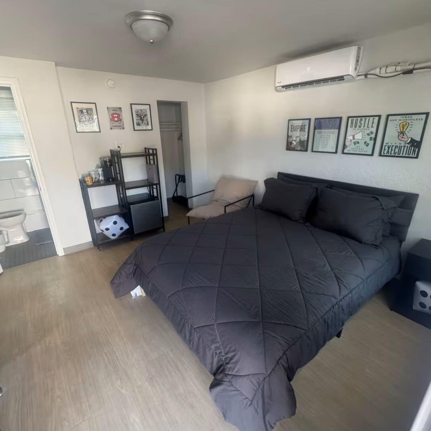 Wifi gratis y ropa de cama 