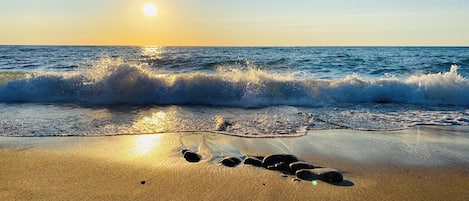 Beach nearby, sun-loungers