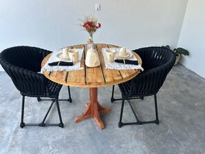 Outdoor dining - Kabana Harmony - Camisão MS. (Camisão)