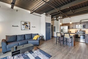 Interior - 301 - Luxury Downtown Condo 1 bedroom (Kalamazoo)