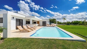 Unclassified image, 5 of 25, button - Luxury Villa • King Suites - Gated Community (Sosúa)